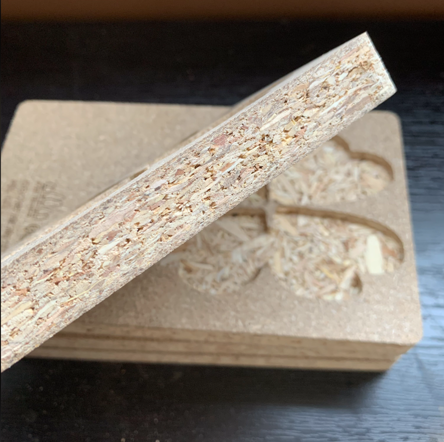 实木颗粒板是什么材质？优缺点一次性说清！